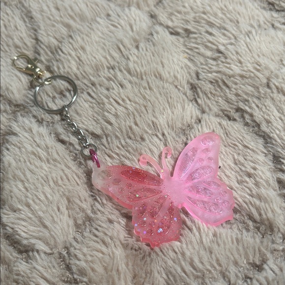 Pink Butterfly Keychain - Picture 4 of 4